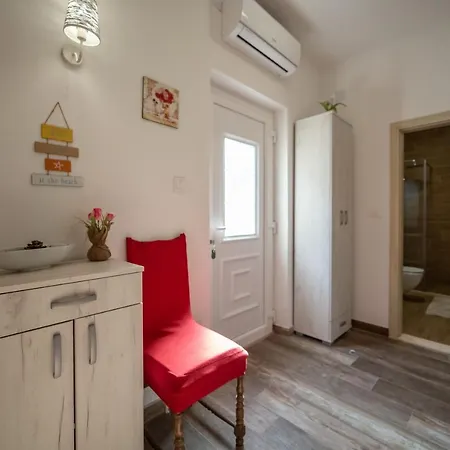 House Daniva