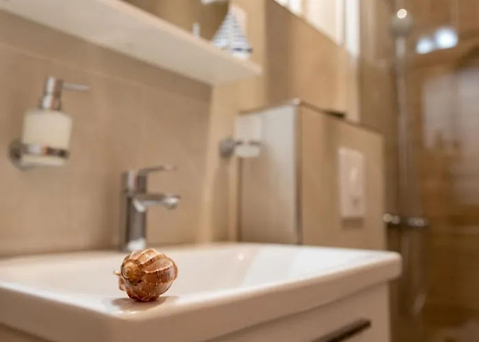 House Daniva Okuklje