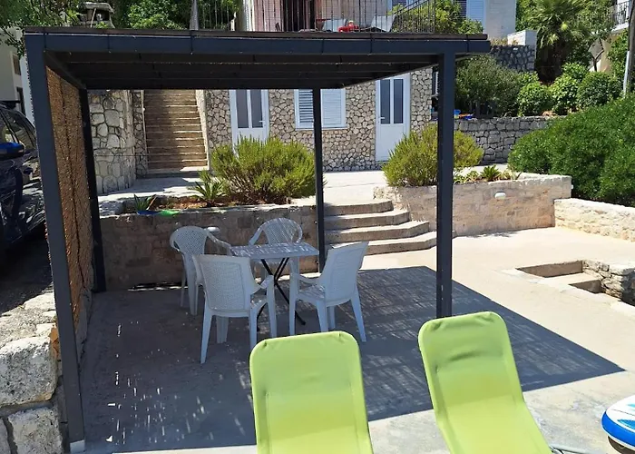 House Daniva Σπίτι διακοπών *